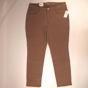 Size 14W - Style & Co Slim Leg Tummy Control Pants